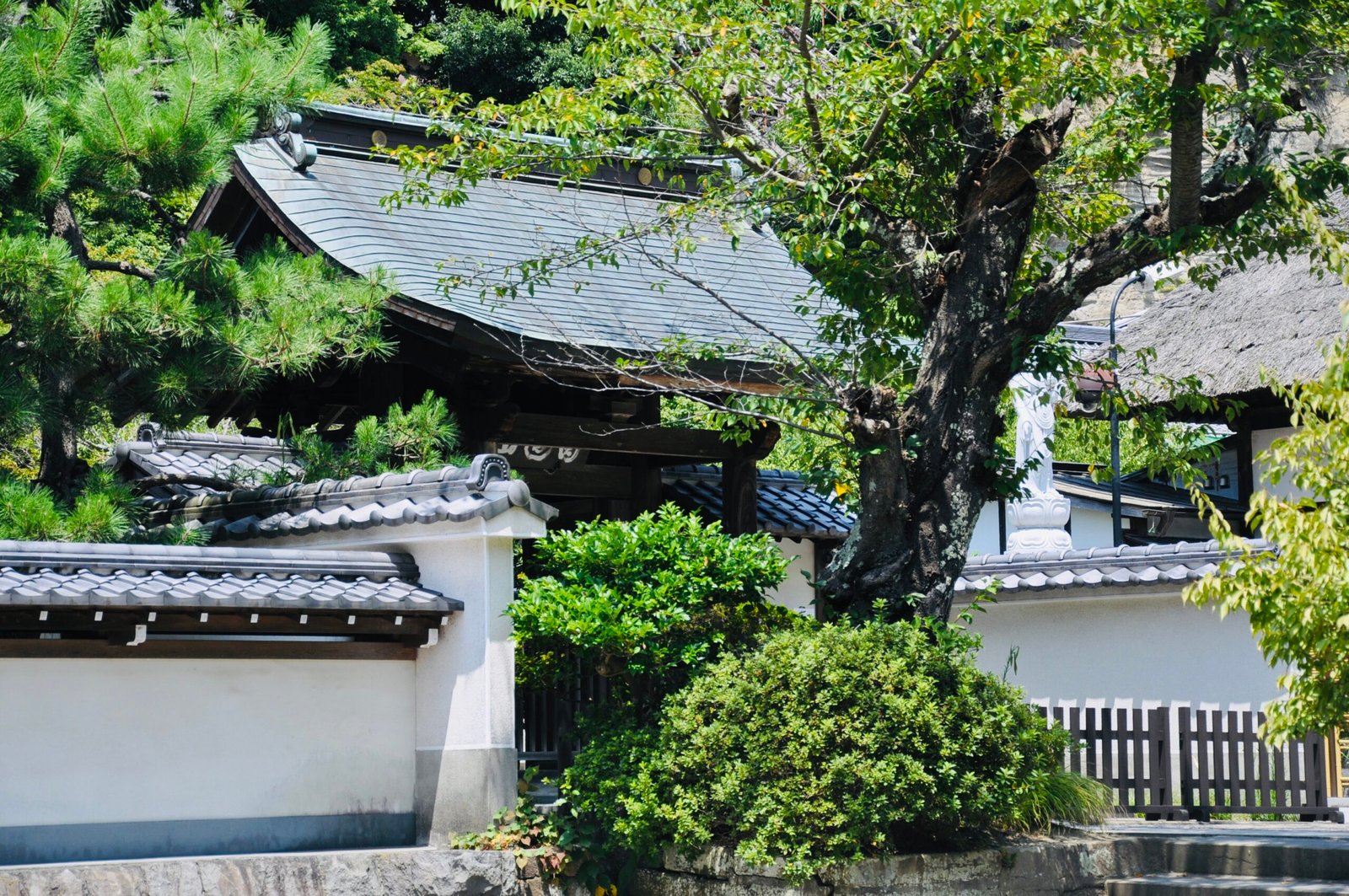 Engaku-ji (臨済宗 瑞鹿山 円覚興聖禅寺), Kamakura, Kanagawa, Japan